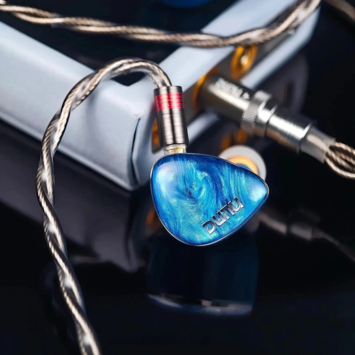 Buy the DUNU DN 142 Hybrid Driver IEM