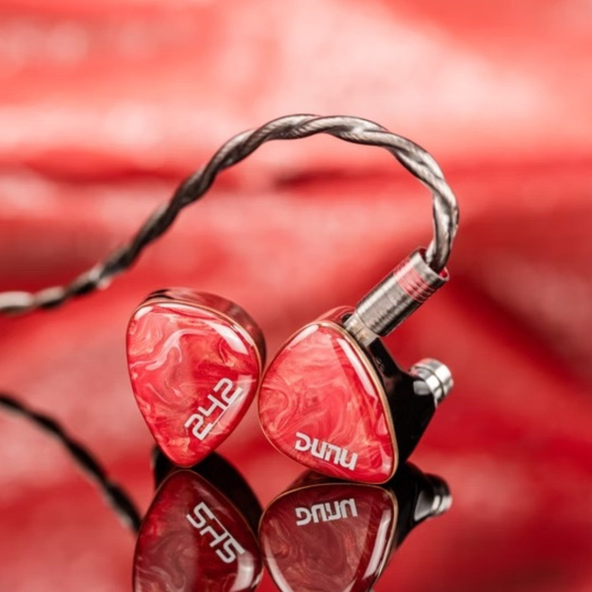 Buy the DUNU DN-242 Tribrid Driver IEM