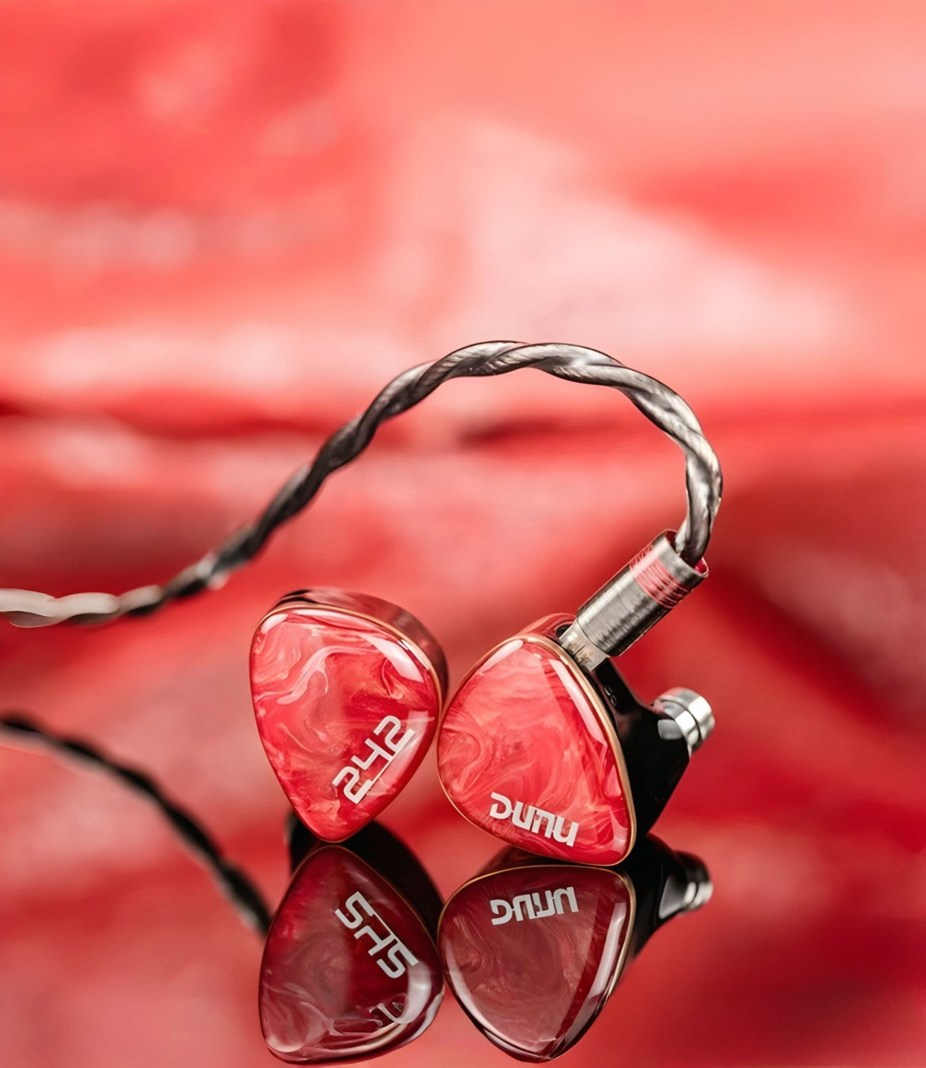 Buy the DUNU DN-242 Tribrid Driver IEM