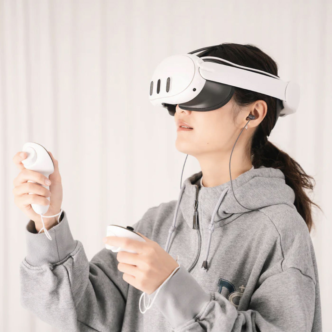 Headphone-zone-Final-VR500