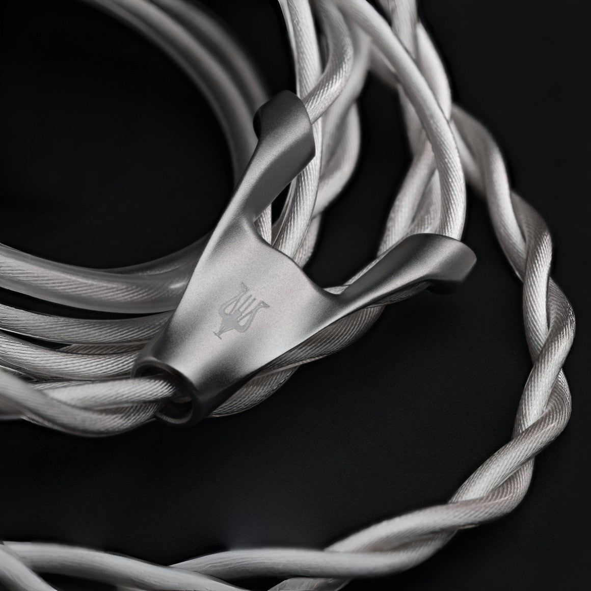 Headphone-zone-Meze-ASTRU