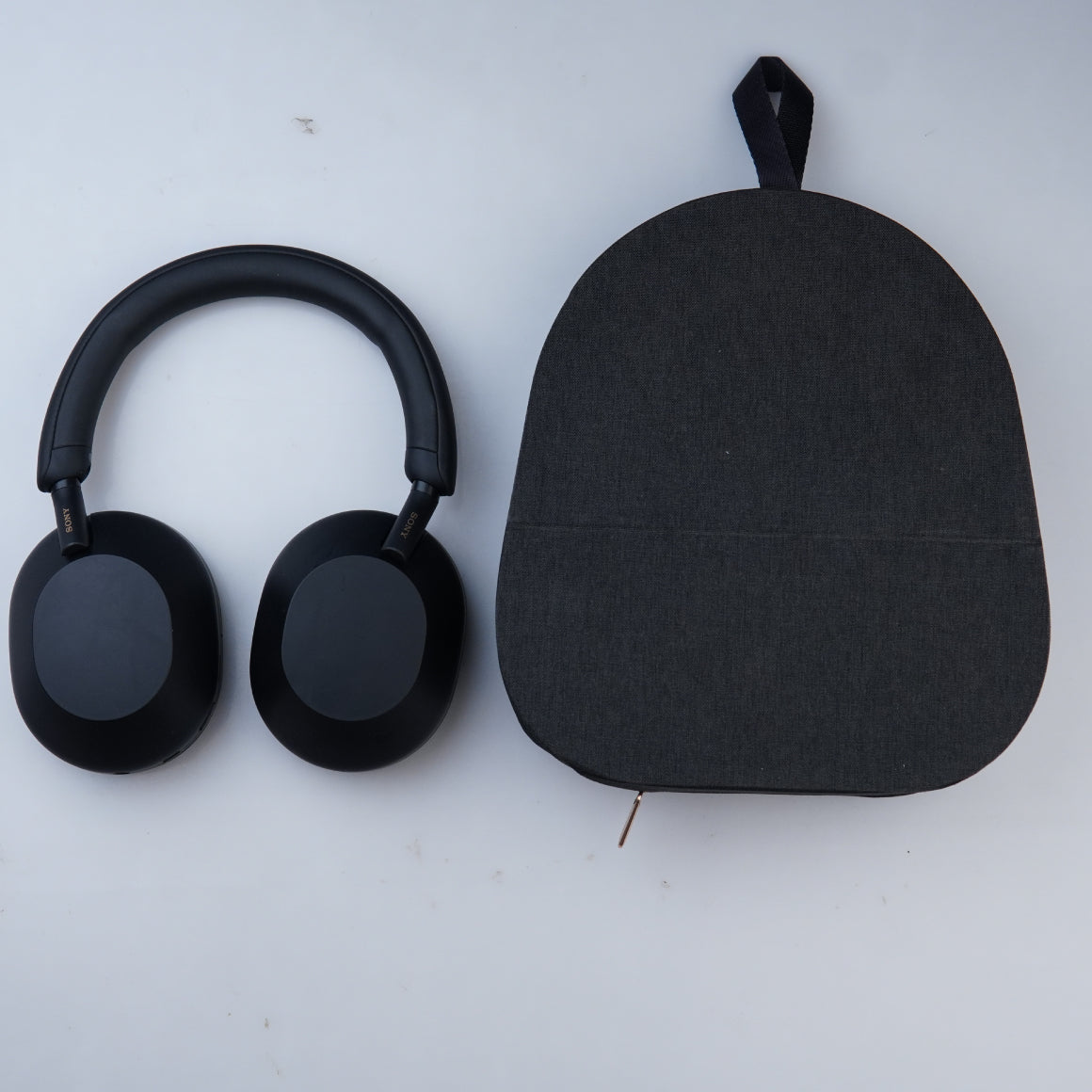 Headphone-zone-Sony-WH-1000XM5-Ex-Demo-Unit