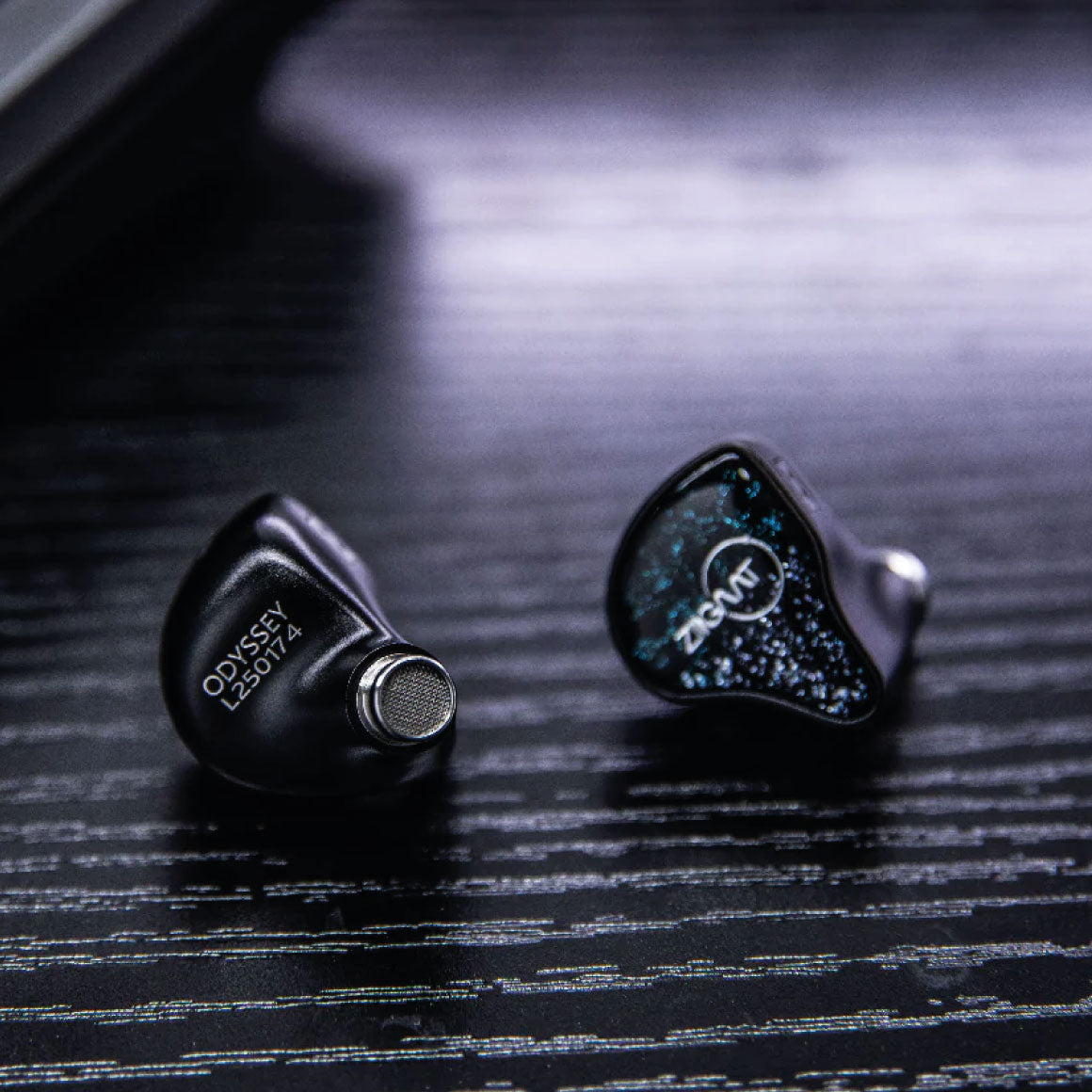 Headphone-zone-ZiiGaat-x-Hangout.Audio-Odyssey-2