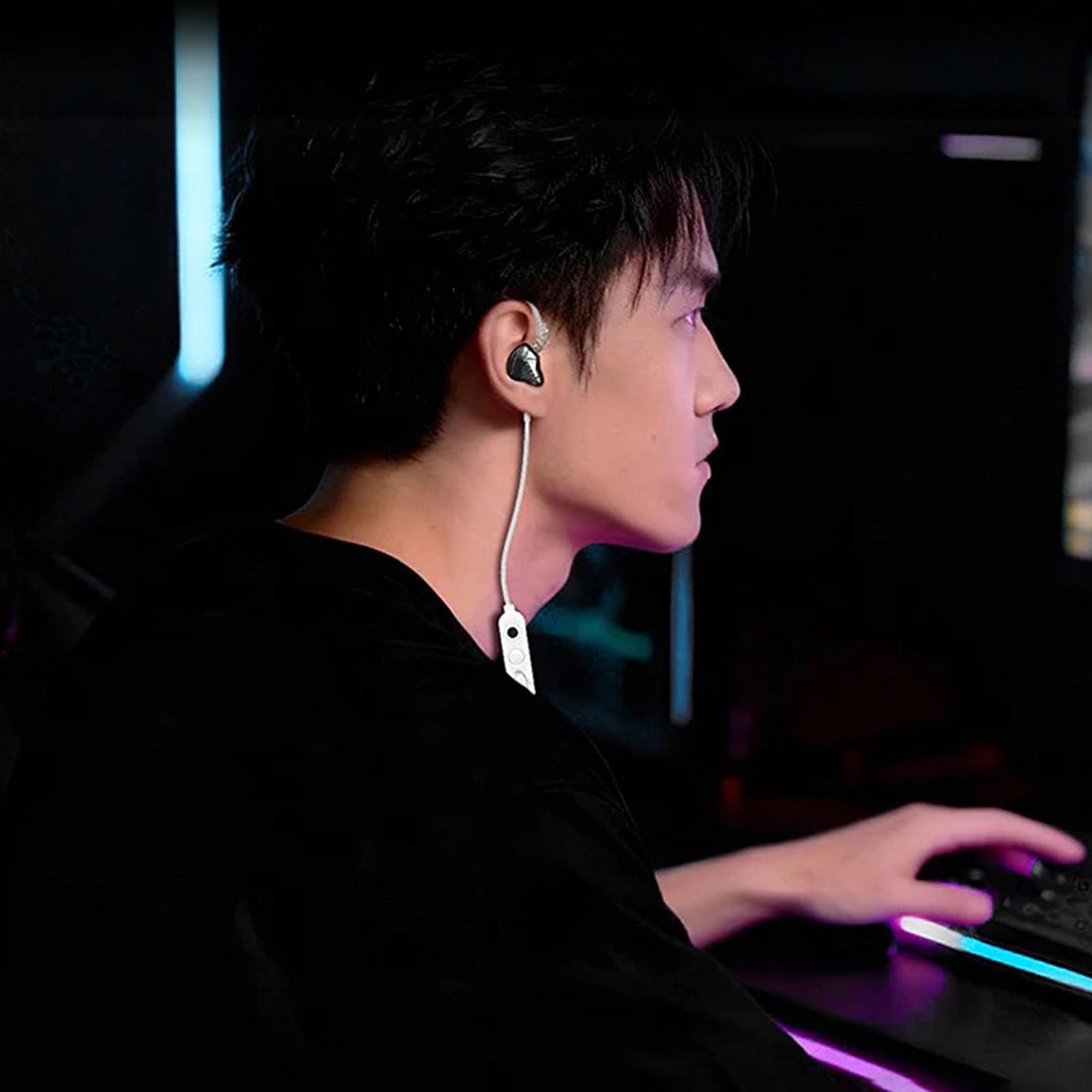 Heaphone-Zone-KZ-Axas-Gaming-Black-Type-C-With-Mic