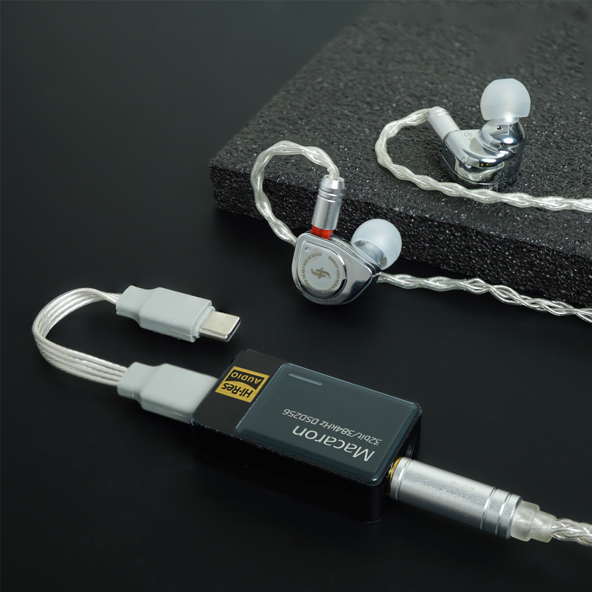 Simgot-EW200_iBasso-Jr-Macaron_Highway-Star-Balanced-Cable