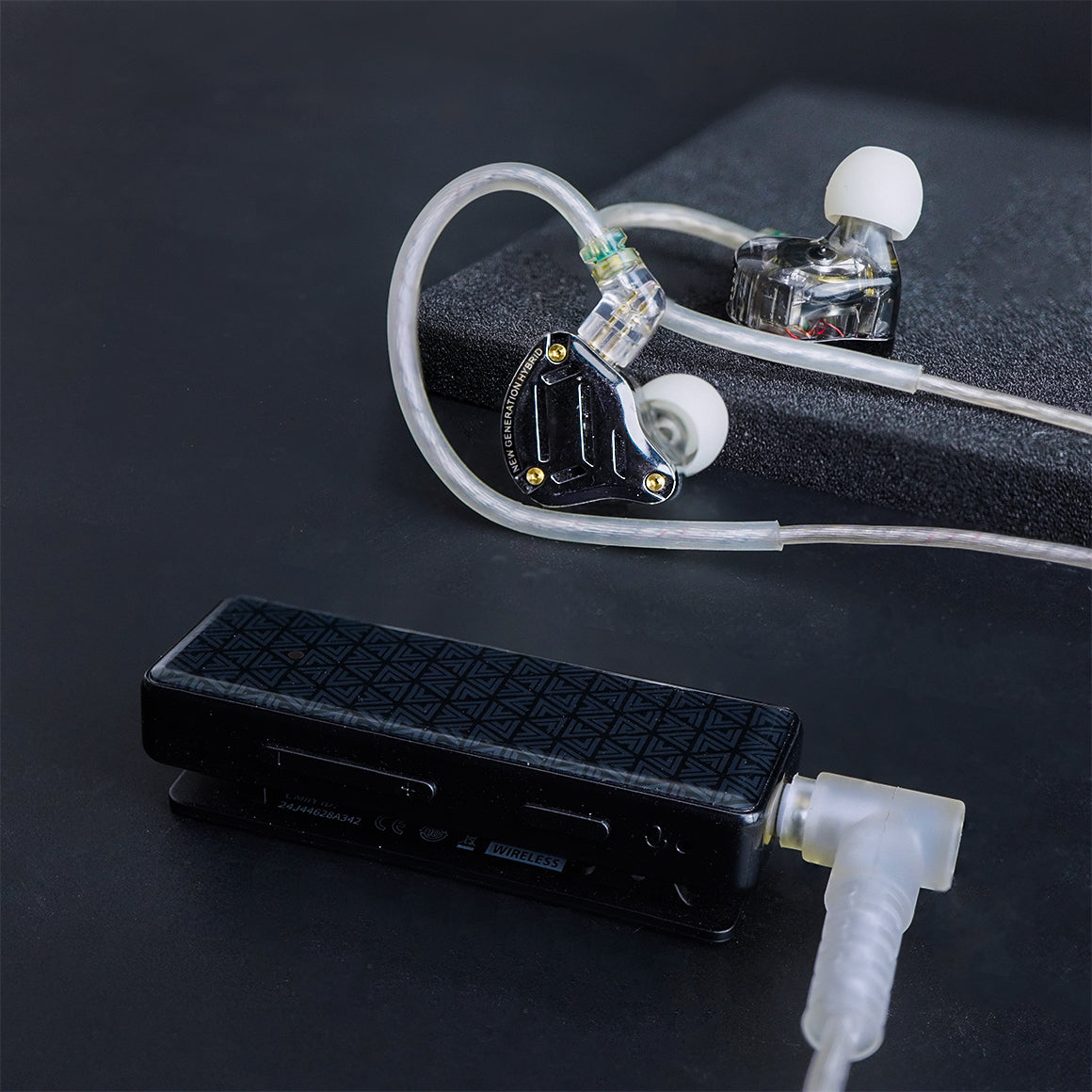 KZ - ZS10 Pro 2 + FiiO - BTR11 - Black
