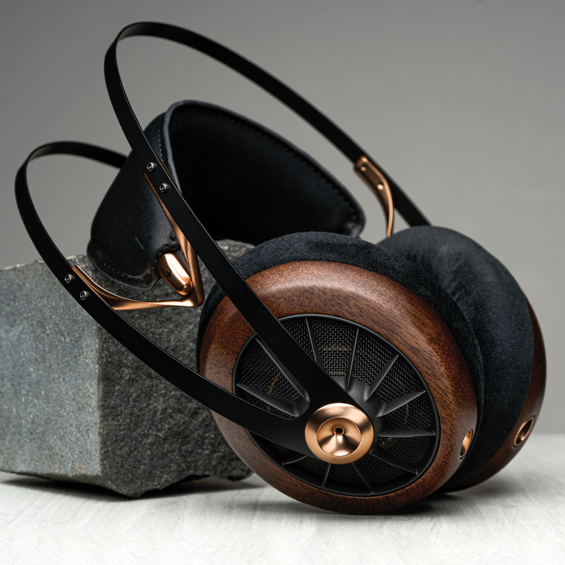 Headphone-Zone-Meze-109 PRO