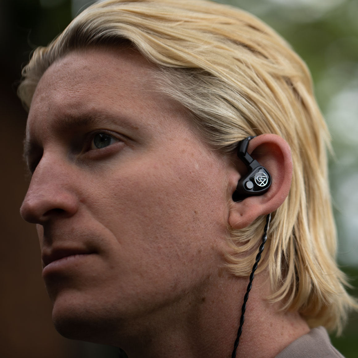 Headphone-Zone-64-Audio-U6t