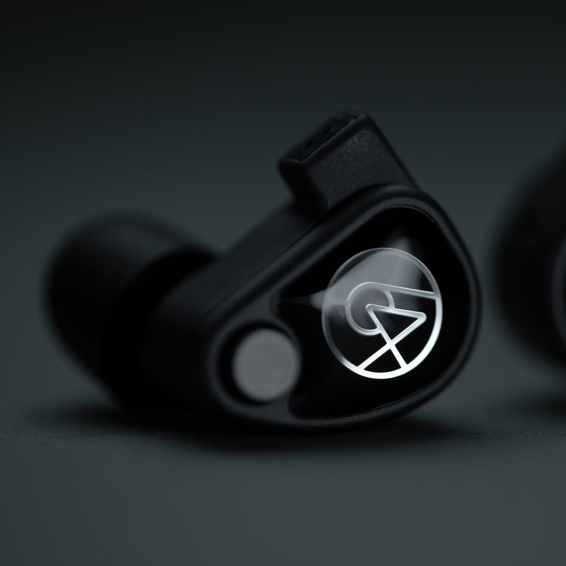 Headphone-Zone-64-Audio-U6t