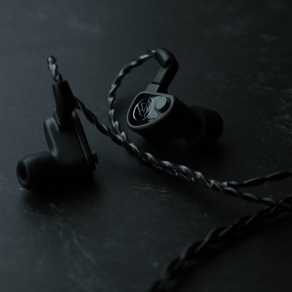 Headphone-Zone-64-Audio-U6t