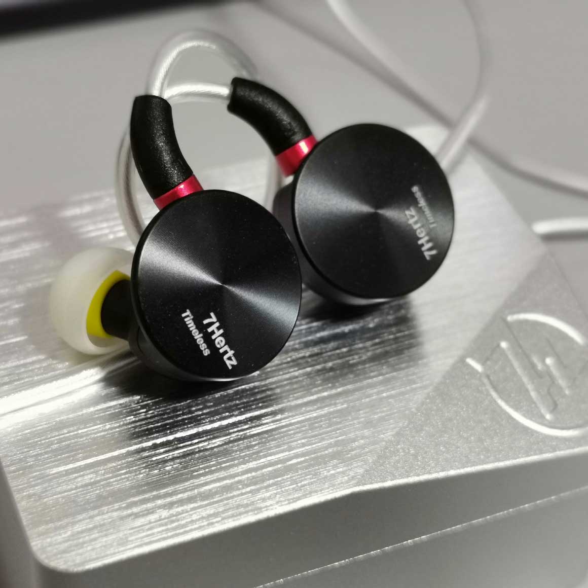 Headphone-Zone-7HZ-Timeless-3.5mm