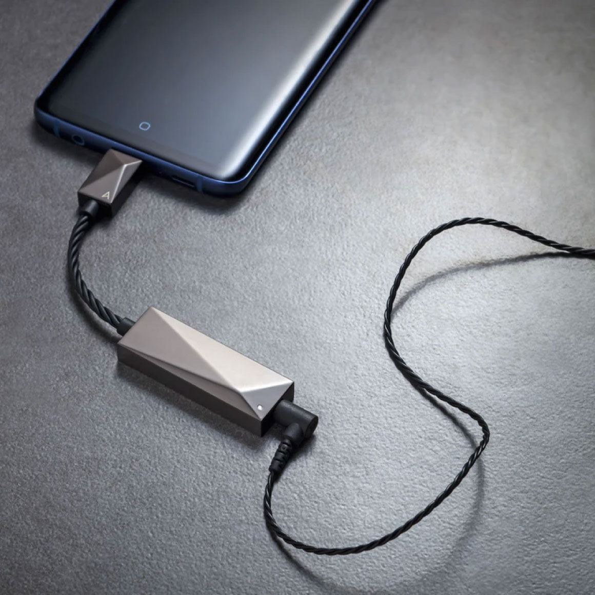Headphone-Zone-Astell&Kern-PEE51