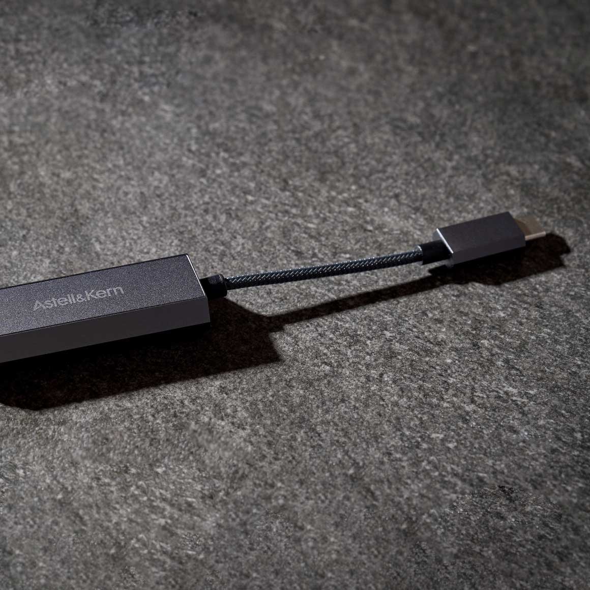 Headphone-Zone-Astell&Kern-AK HC2