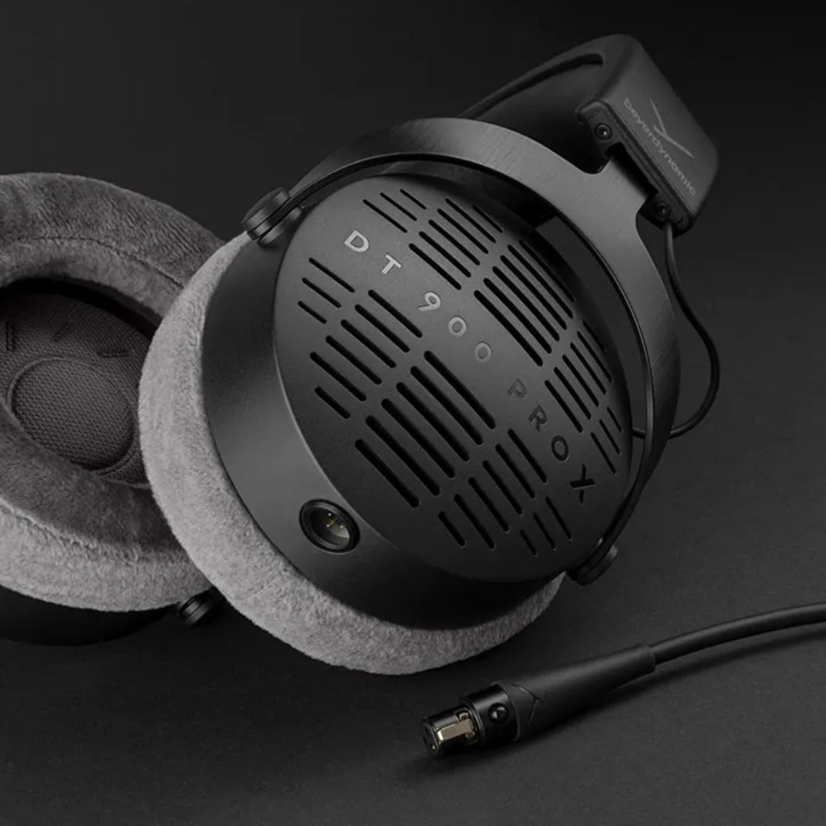 Headphone-Zone-Beyerdynamic-DT-900-PRO-X
