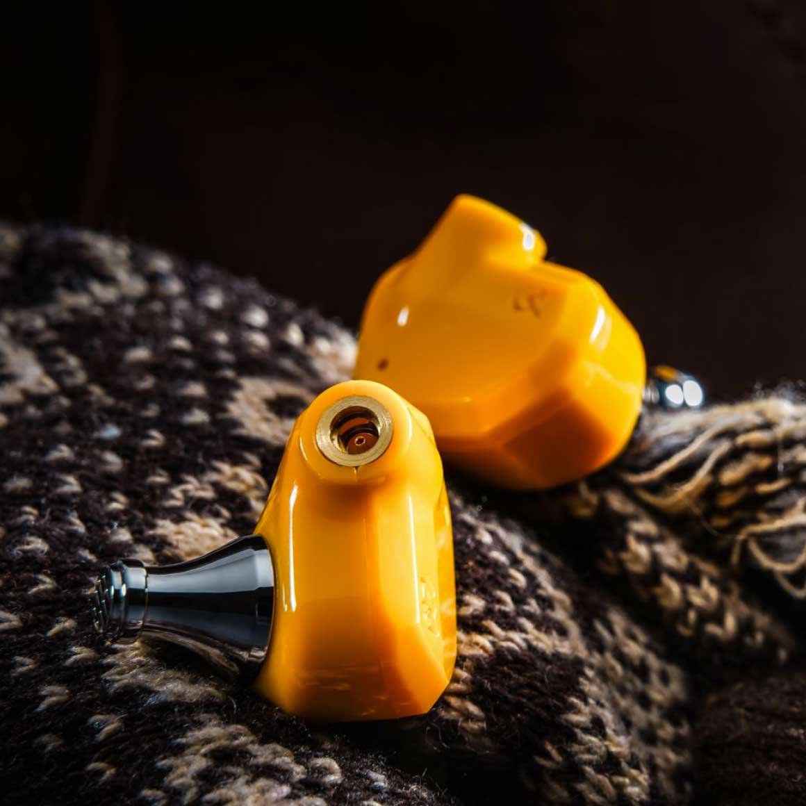 Headphone-Zone-Campfire Audio-Honeydew