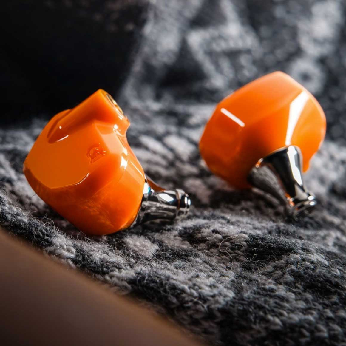 Headphone-Zone-Campfire Audio-Satsuma