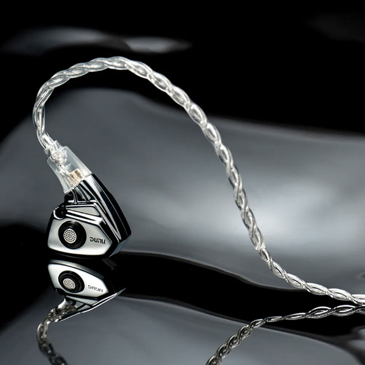 Headphone-Zone-DUNU-TITAN-S