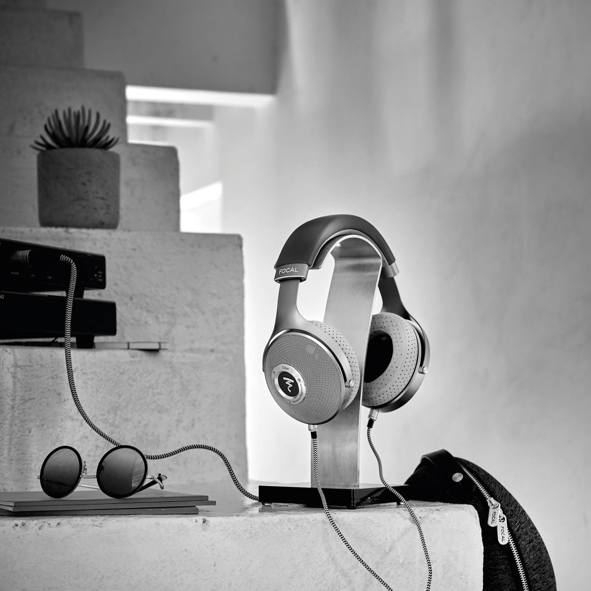Headphone-Zone-Focal-Clear
