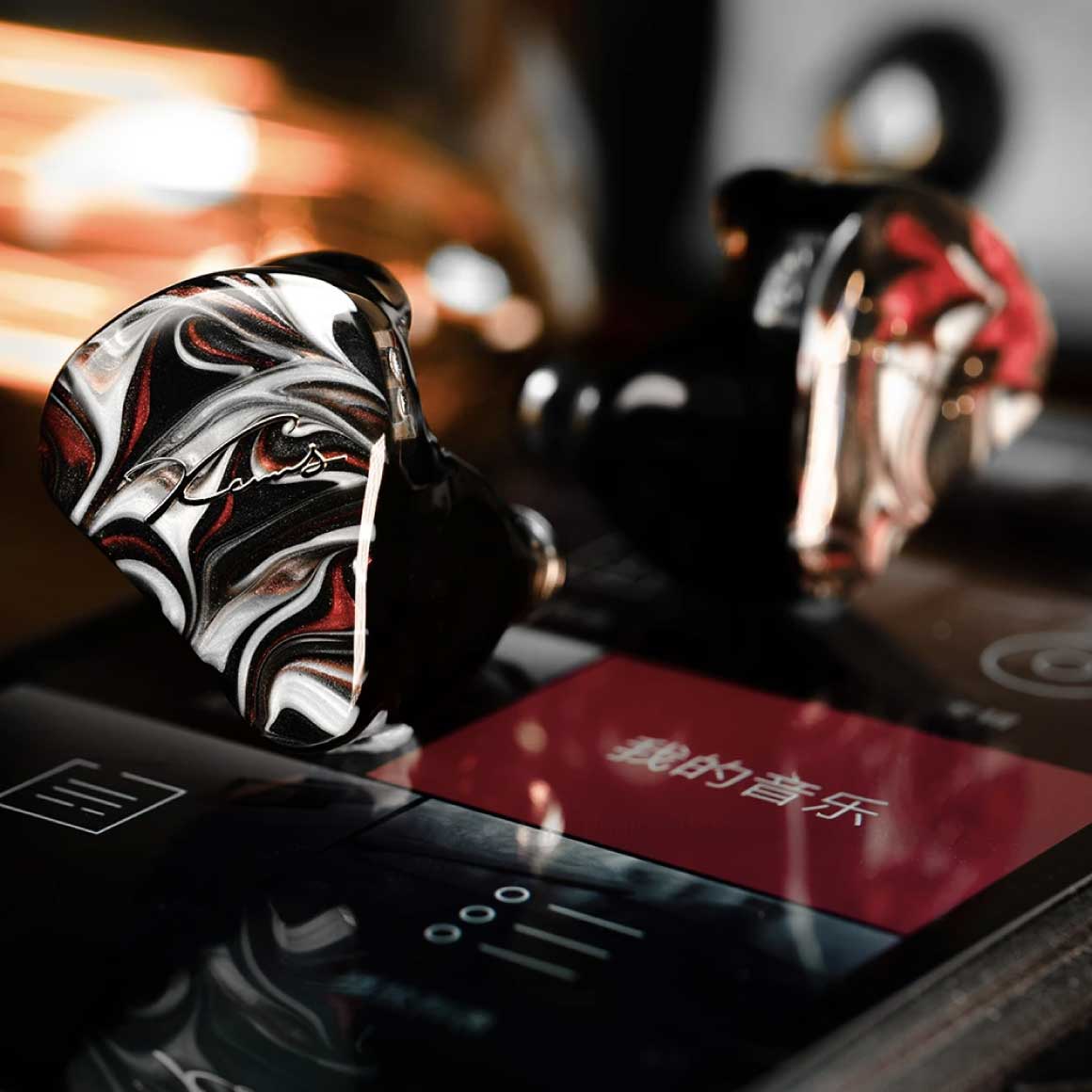 Headphone-Zone-Mangird-XENNS-UP