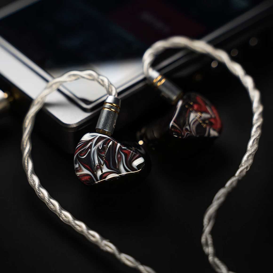 Headphone-Zone-Mangird-XENNS-UP