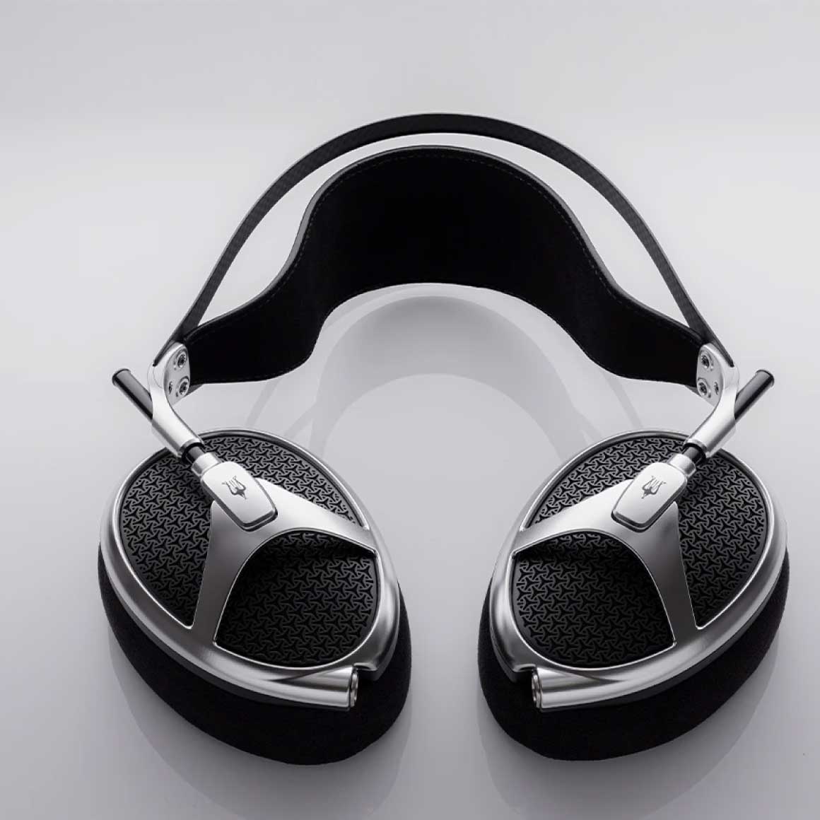 Headphone-Zone-Meze-ELITE-XLR