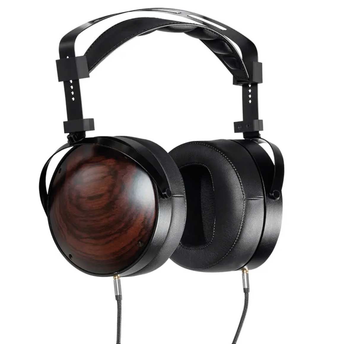 Headphone-Zone-Monolith-M1060C