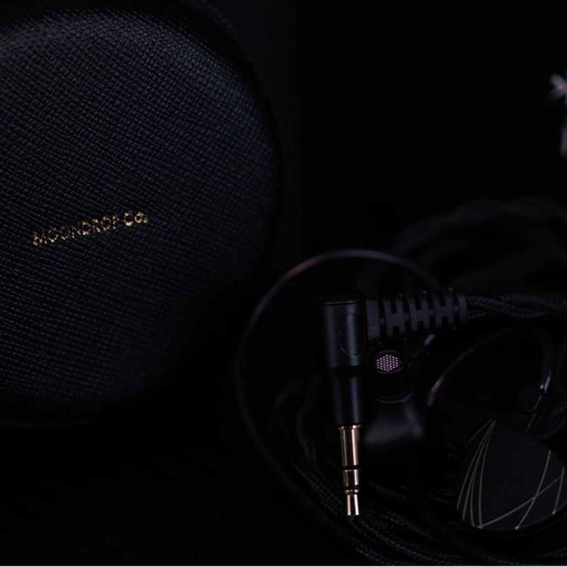 Headphone-Zone-Moondrop-Aria