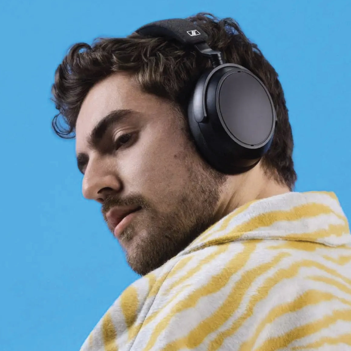 Sennheiser MOMENTUM 4 Wireless Headphones