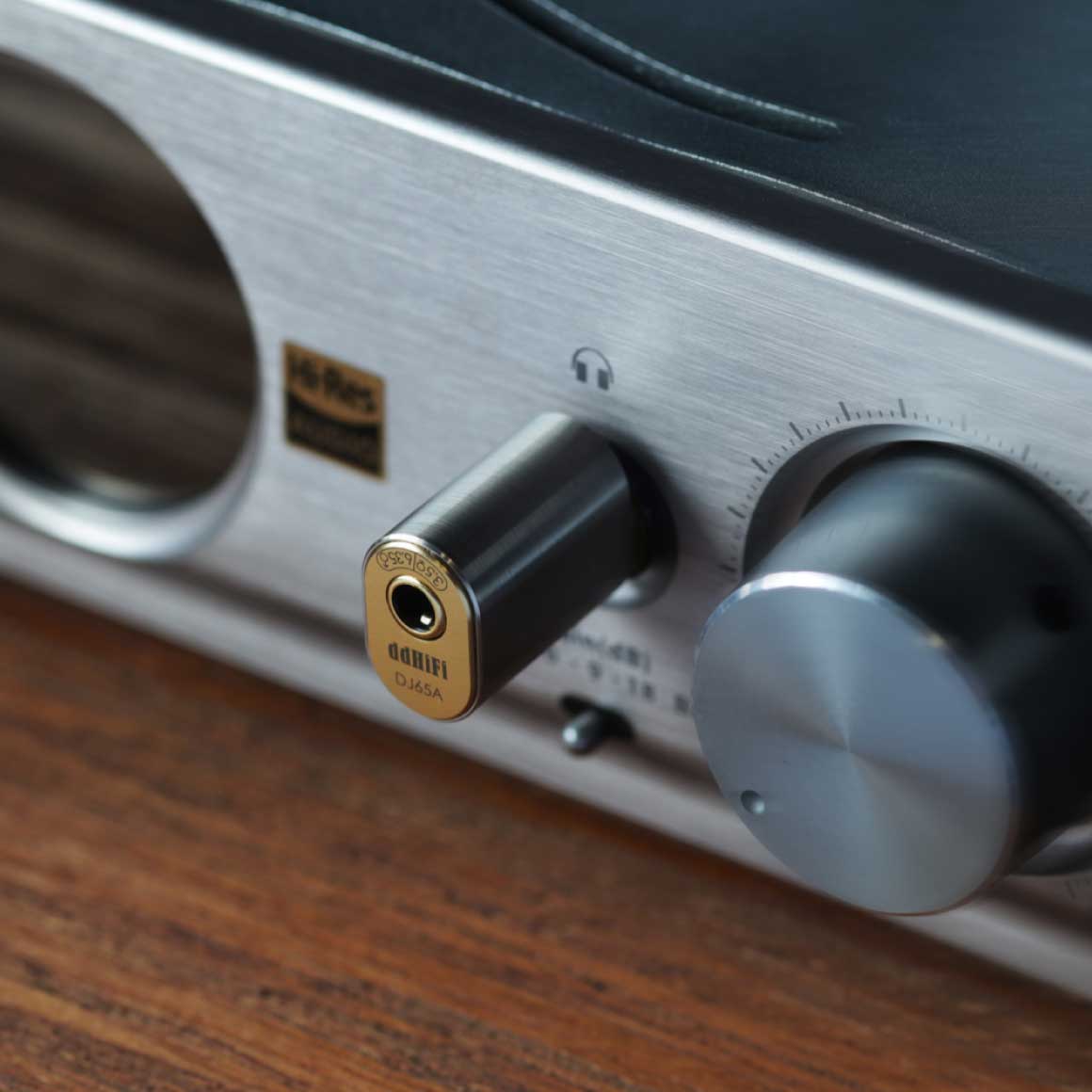 Headphone-Zone-ddHiFi-DJ65A