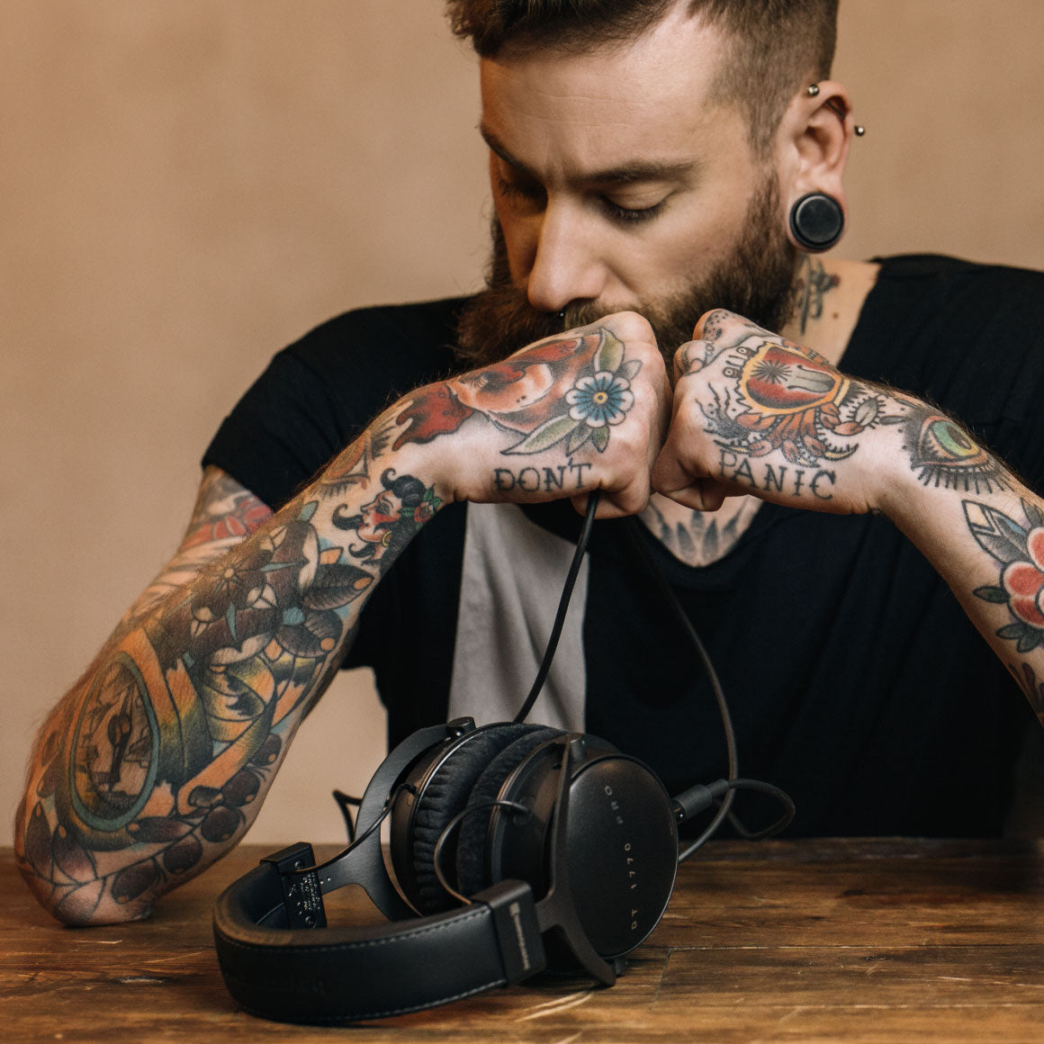 Headphone-Zone-dt-1770-pro