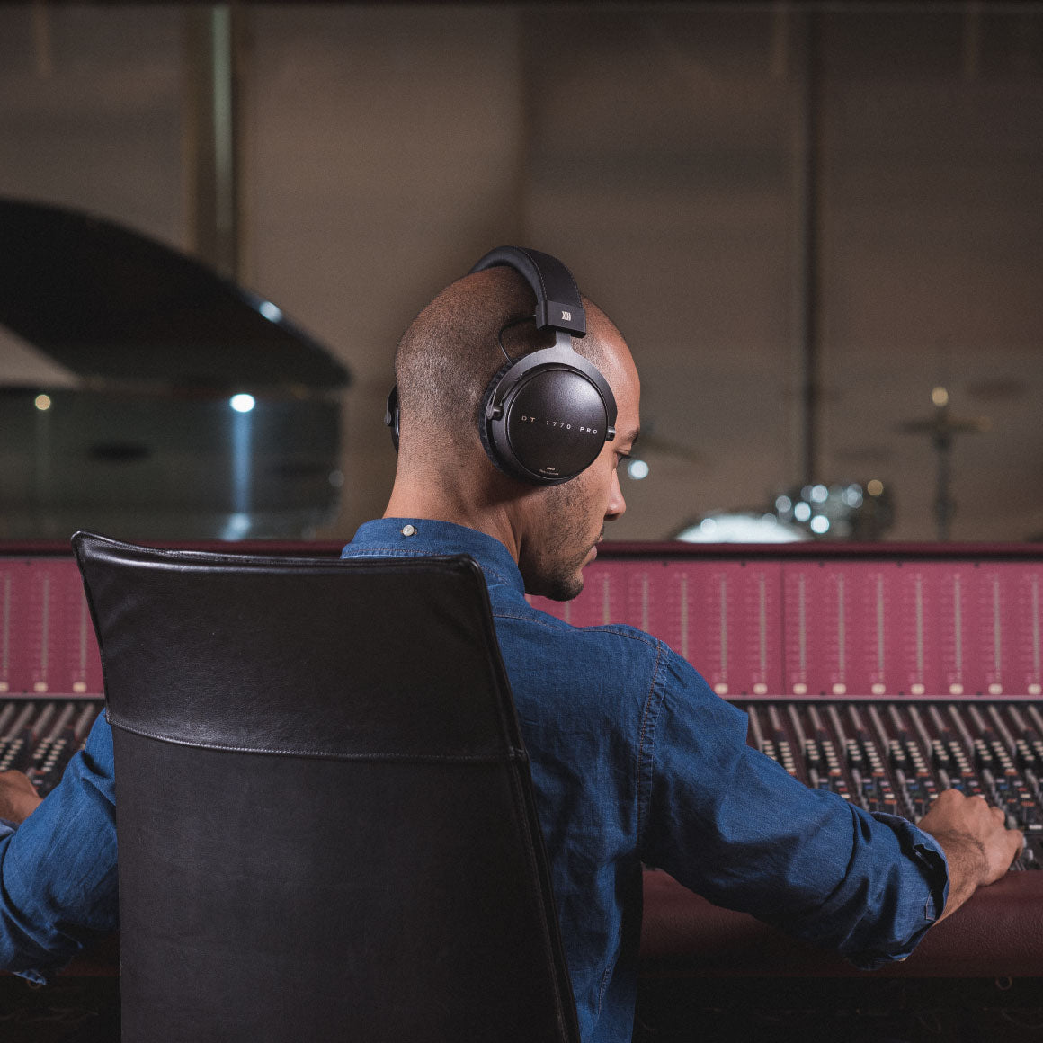 Headphone-Zone-dt-1770-pro