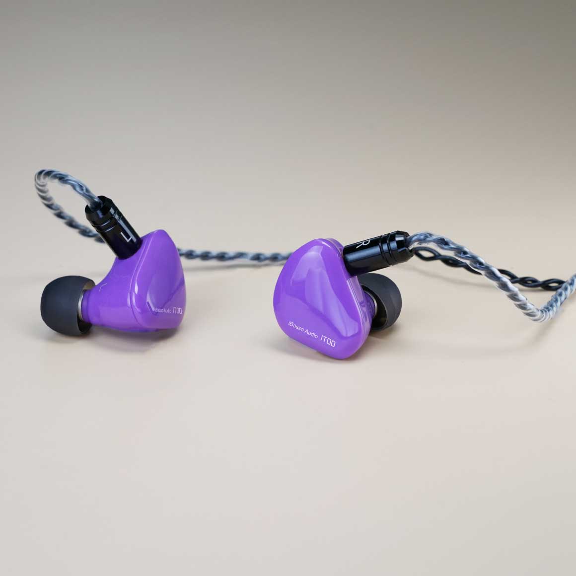 Headphone-Zone-iBasso-IT00-Purple