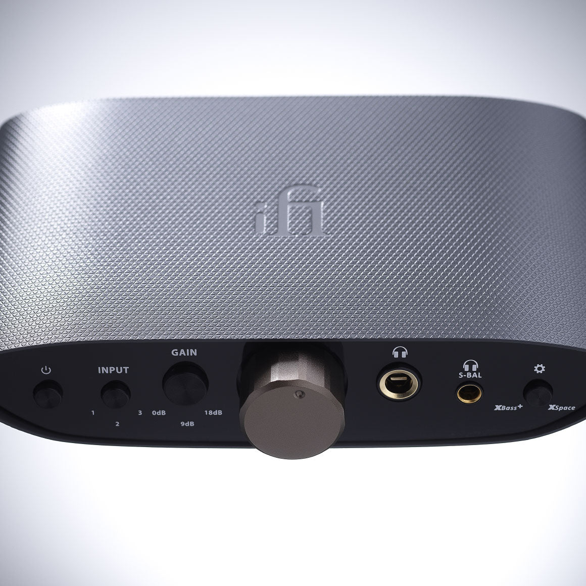 Headphone-Zone-iFi-Audio-ZEN-Air-CAN