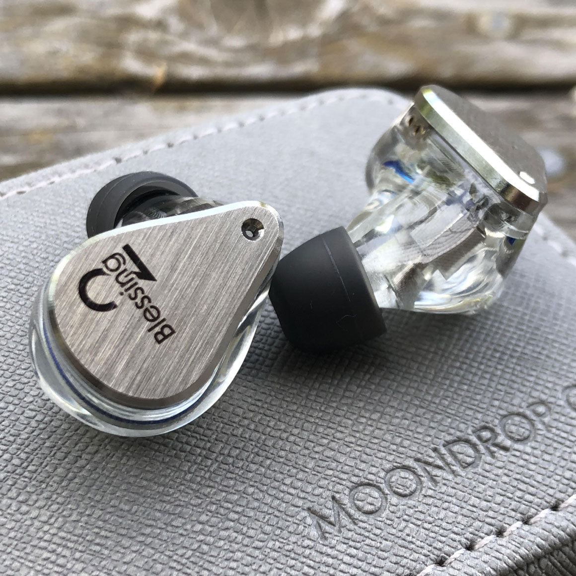 Headphone-Zone-Moondrop-Blessing 2
