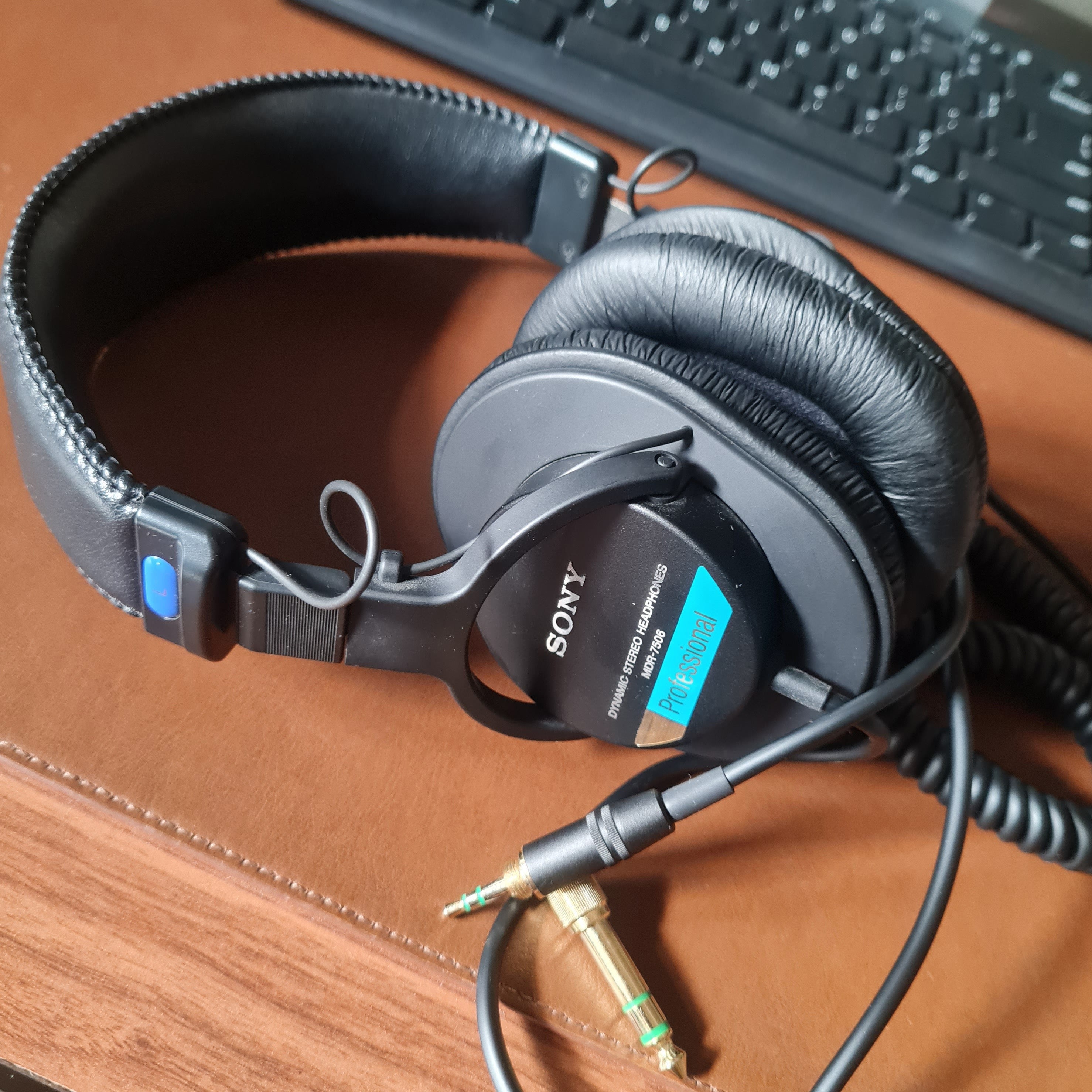 Sony - MDR-7506 (Pre-Owned)